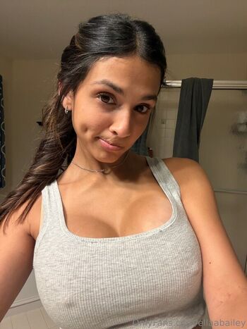 Full leaked Ella bailey private photo