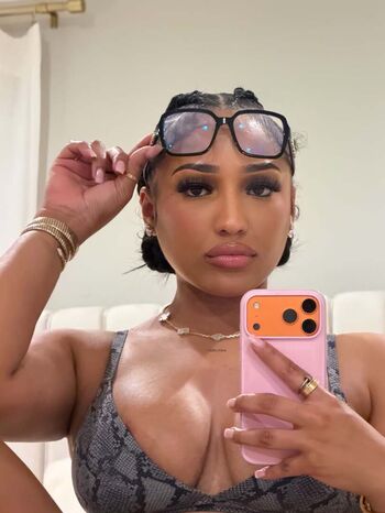 Full leaked Ella bandz private photo