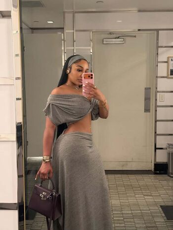 Full leaked Ella bandz private photo