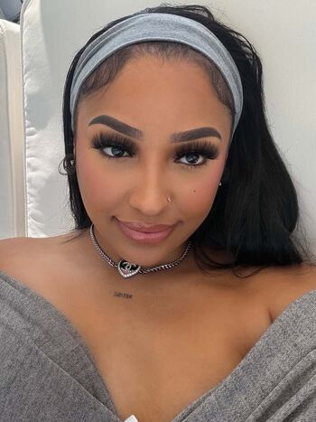 Full leaked Ella bandz private photo