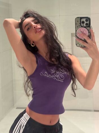 Ella Christo