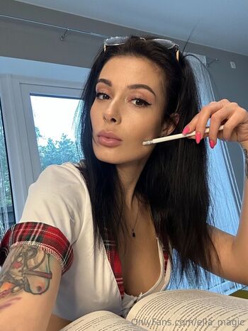 Full leaked Ella crimson private photo