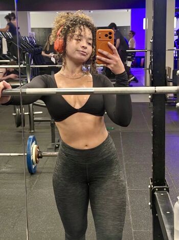 Full leaked Ella eyre private photo
