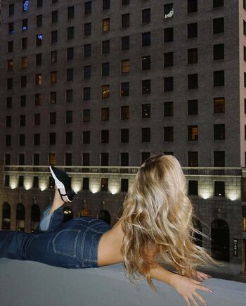 Full leaked Ella horan private photo