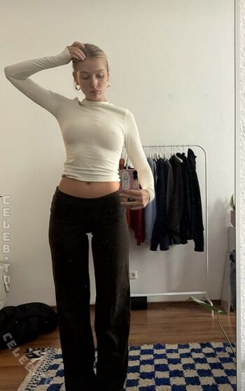 Full leaked Ella kania page private photo