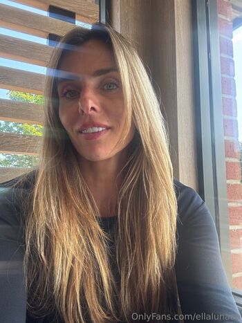 Full leaked Ella luna page private photo