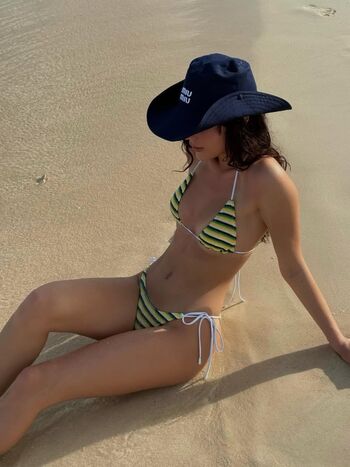 Full leaked Ella mendelsohn page private photo