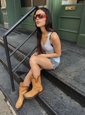 Full leaked Ella mendelsohn page private photo