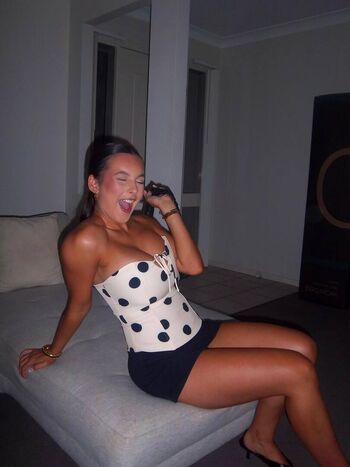 Full leaked Ella midgley private photo