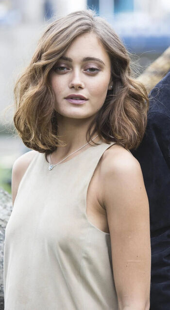 Ella Purnell