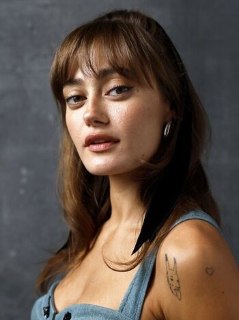 Full leaked Ella purnell page private photo