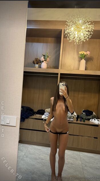 Full leaked Ellapetiteee private photo