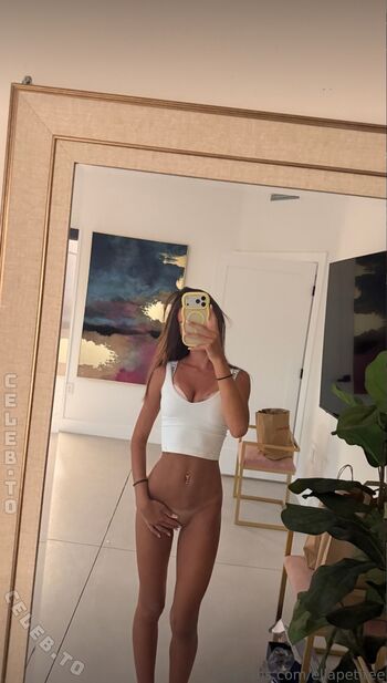 Full leaked Ellapetiteee private photo