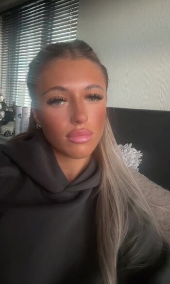 Full leaked Ellaxlongg private photo