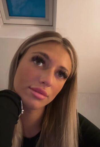 Full leaked Ellaxlongg private photo