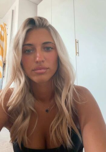 Full leaked Ellaxlongg private photo