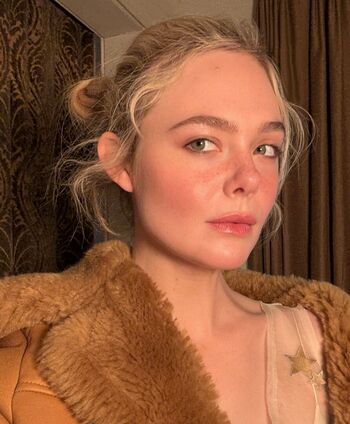 Elle Fanning