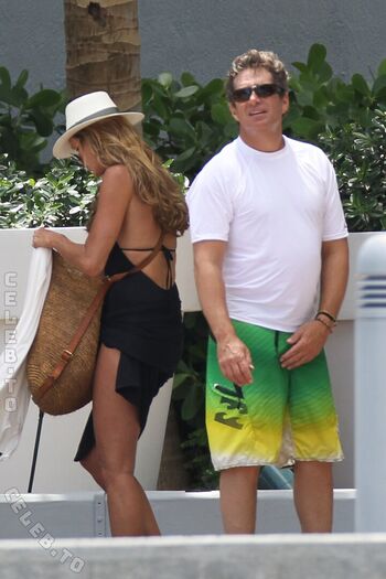 Full leaked Elle macpherson private photo