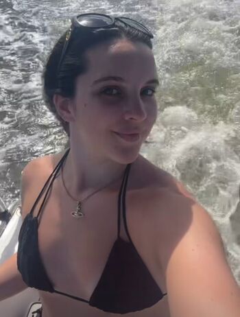 Full leaked Elle mulvaney private photo