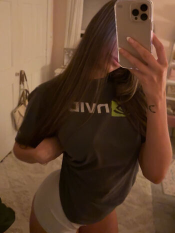 Full leaked Ellebisous private photo