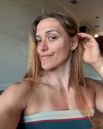 Full leaked Ellenvy private photo