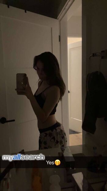 Full leaked Elleoc page private photo
