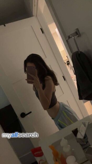 Full leaked Elleoc page private photo