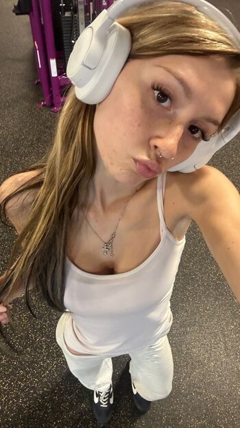 Full leaked Ellesasmrr private photo