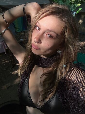 Full leaked Ellesasmrr private photo
