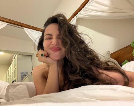 Full leaked Elli avrram private photo