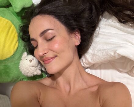Elli Avrram