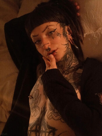 Full leaked Elli disasterpiece private photo