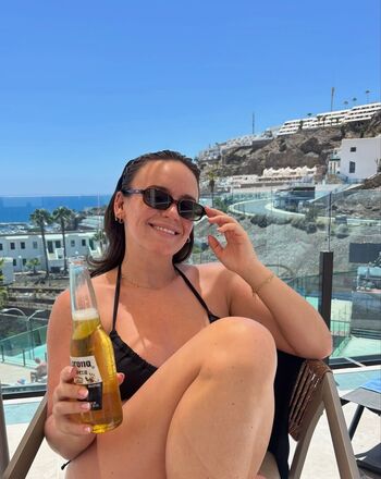 Full leaked Ellie leach private photo