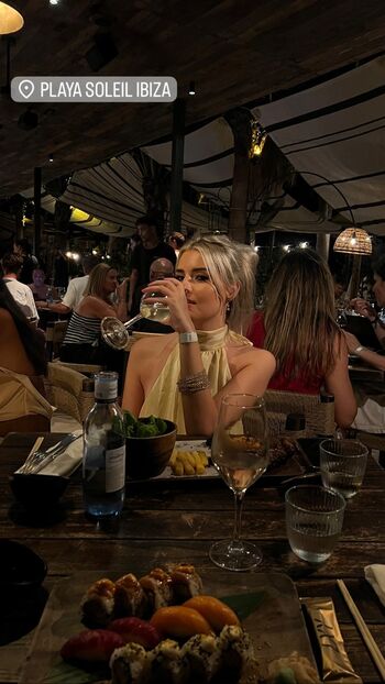 Full leaked Ellie middleton private photo