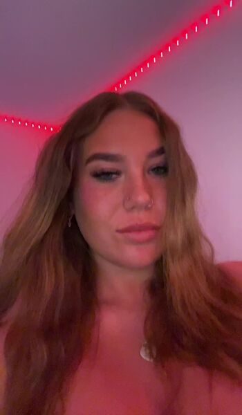 Full leaked Ellie robinson private photo