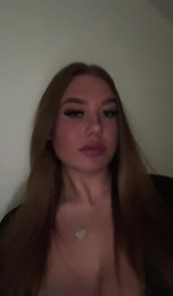 Full leaked Ellie robinson private photo