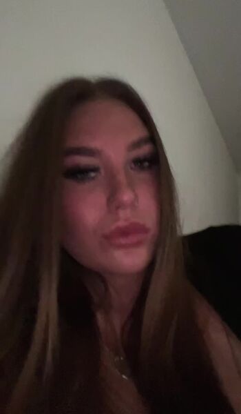 Full leaked Ellie robinson private photo