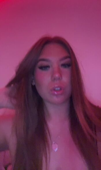 Full leaked Ellie robinson private photo