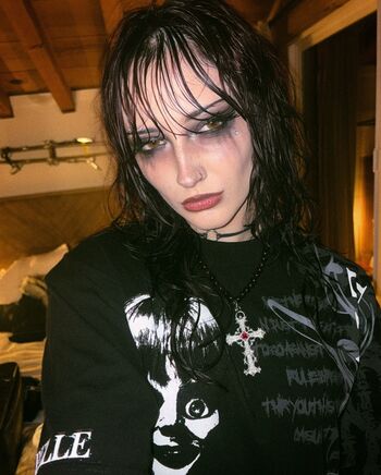 Full leaked Elliemoore private photo