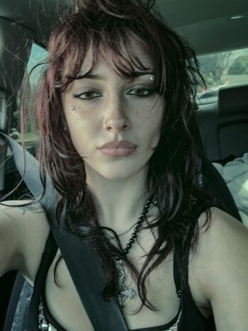 Full leaked Elliemoore private photo