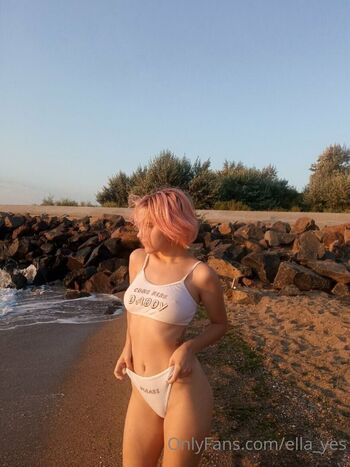 Full leaked Elly yes page private photo