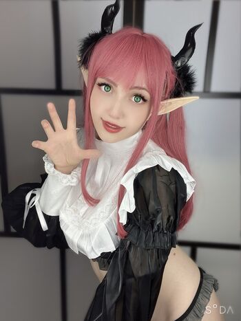 Full leaked Ellychan private photo