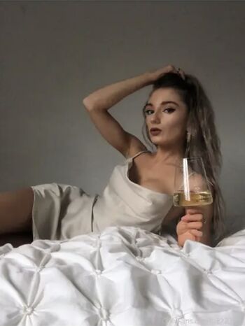 Full leaked Ellyserose private photo