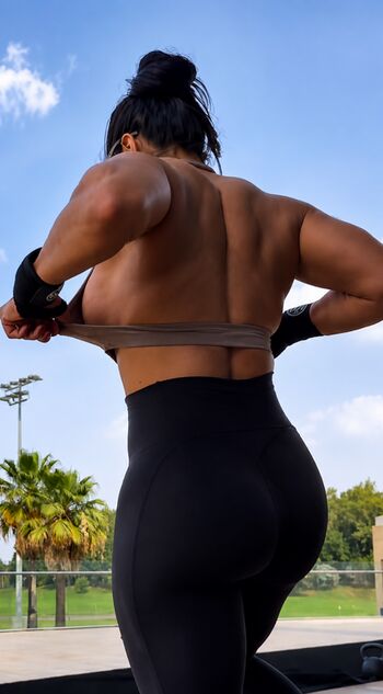 Full leaked Elmaysah private photo
