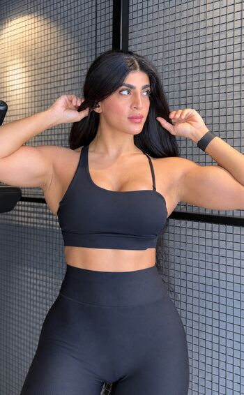 Full leaked Elmaysah private photo