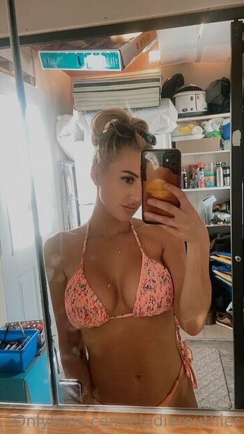 Elodie Routhier