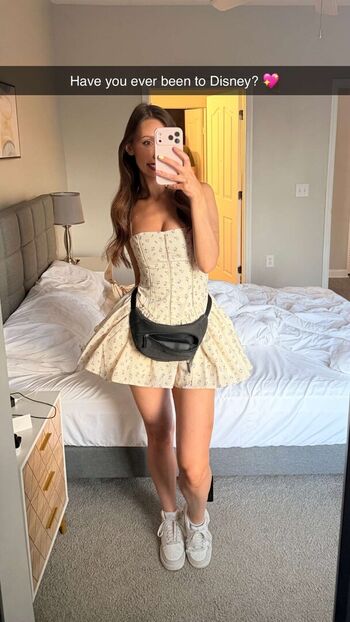 Full leaked Eloise head private photo