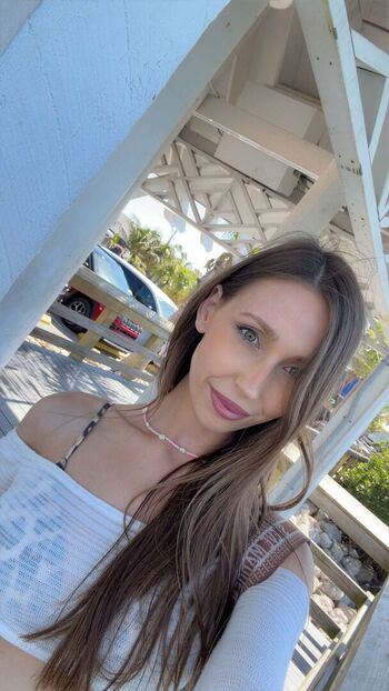 Full leaked Eloise head private photo