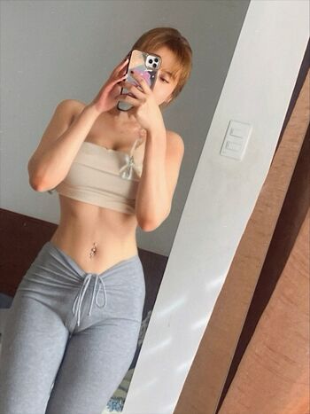 Full leaked Eloise winchel page private photo