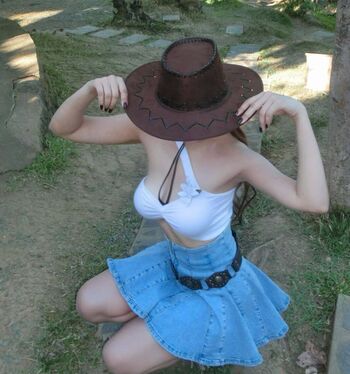 Full leaked Eloise winchel page private photo